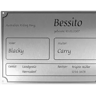 Stallschild mit individuellen Daten*
