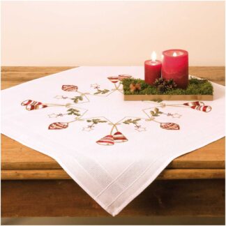 Rico Design Stickpackung Tischdecke Stern mit Kugeln 80x80cm*