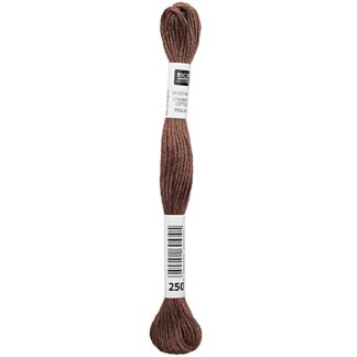 Rico Design Sticktwist 8m 250 Rotbraun*